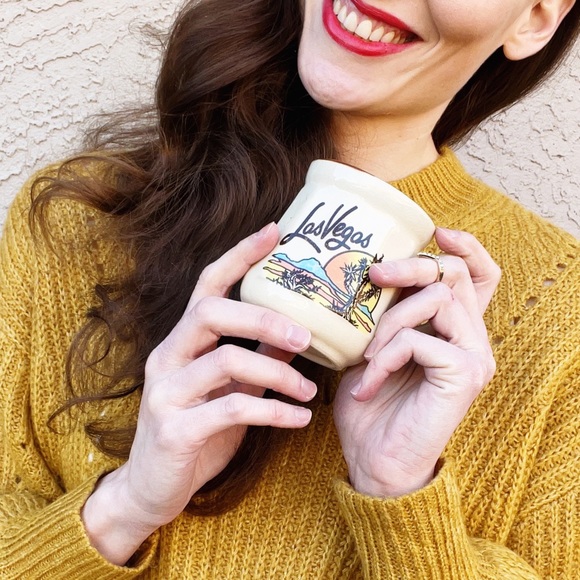 VINTAGE Las Vegas Desert Scenery Tea Coffee Mug - Picture 4 of 5